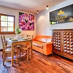 Lola - Najblizej Wyciagu - By Royal Aparts Apartmán